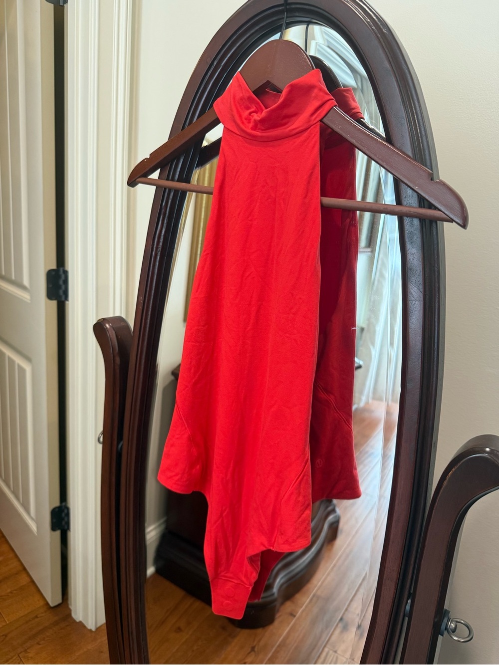 lululemon athletica Bright Red Sleeveless Top